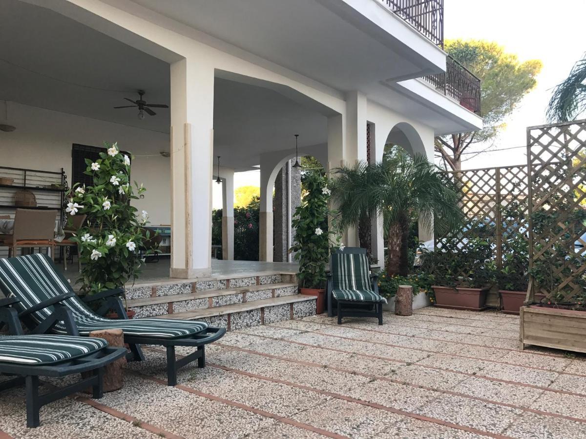 Holiday & House - Imparato Carini Costa Verde ภายนอก รูปภาพ